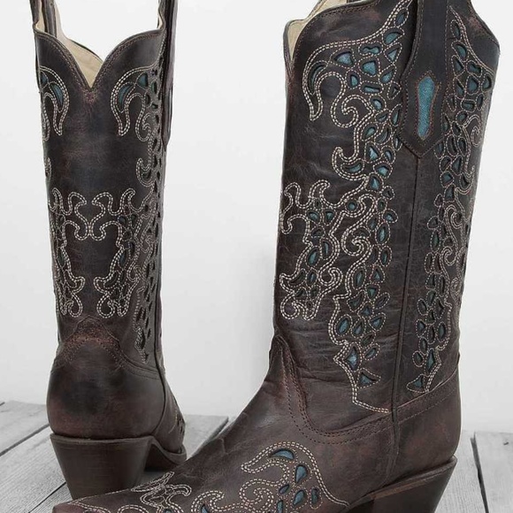Corral Embroidered Cowboy Boots - Picture 2 of 2